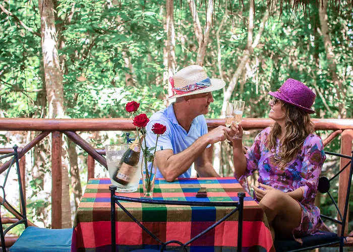 Natura Glamping 3* Akumal