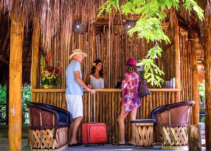 Hotel Natura Glamping Akumal
